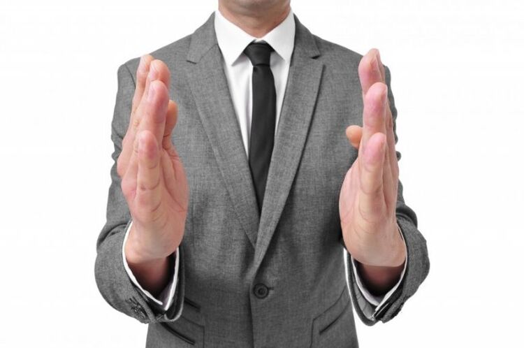 vīrietis vēlas palielināt savu dzimumlocekļa izmēru